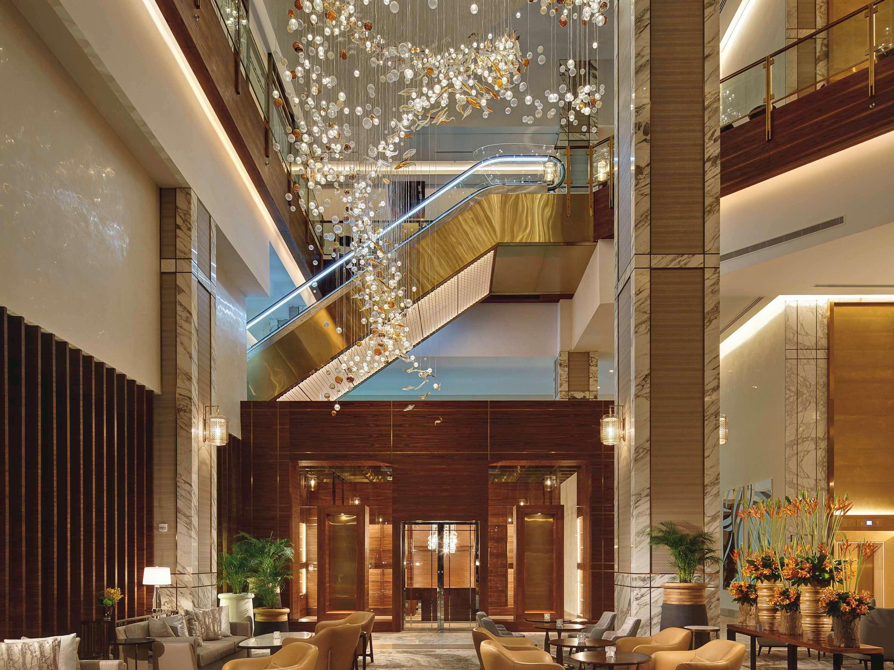 Отель Grand Plaza Movenpick Дубай Экстерьер фото